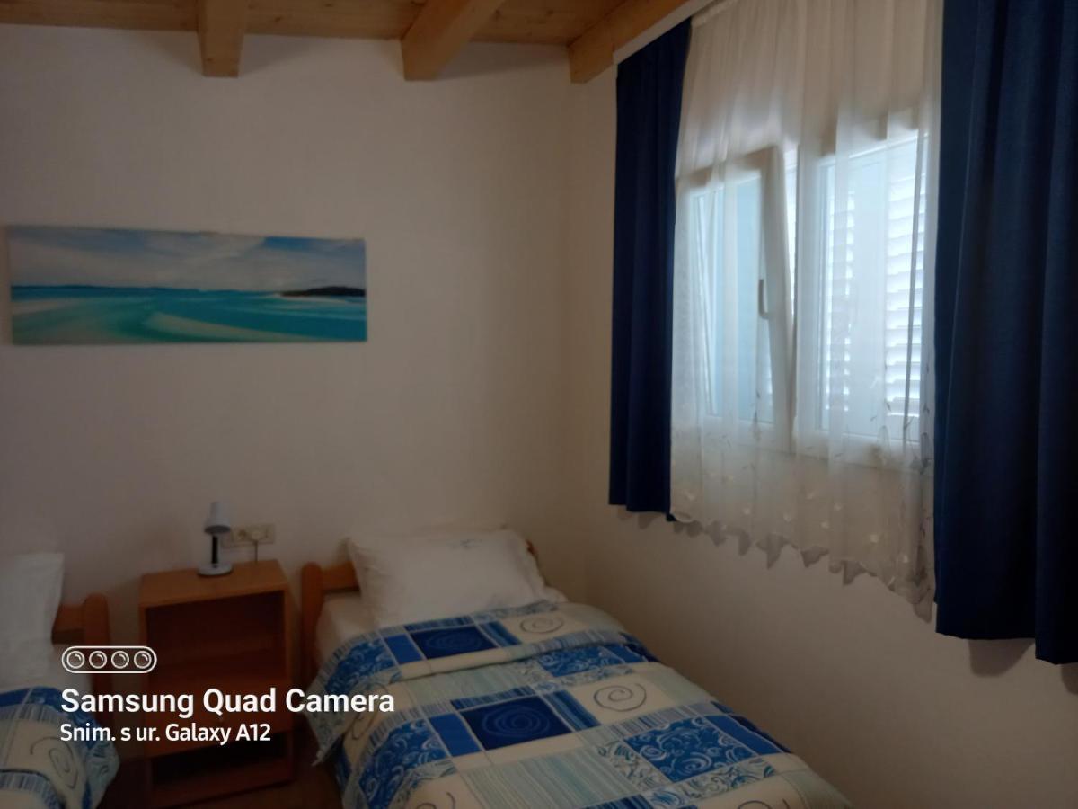 Apartmani Rukonic Aleksandar Нерезине Екстериор снимка