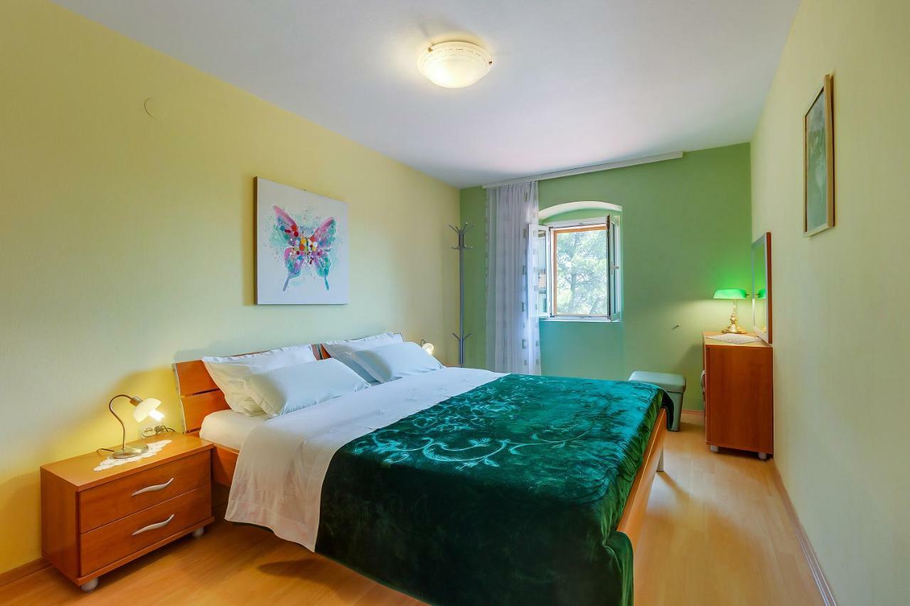 Apartmani Rukonic Aleksandar Нерезине Екстериор снимка