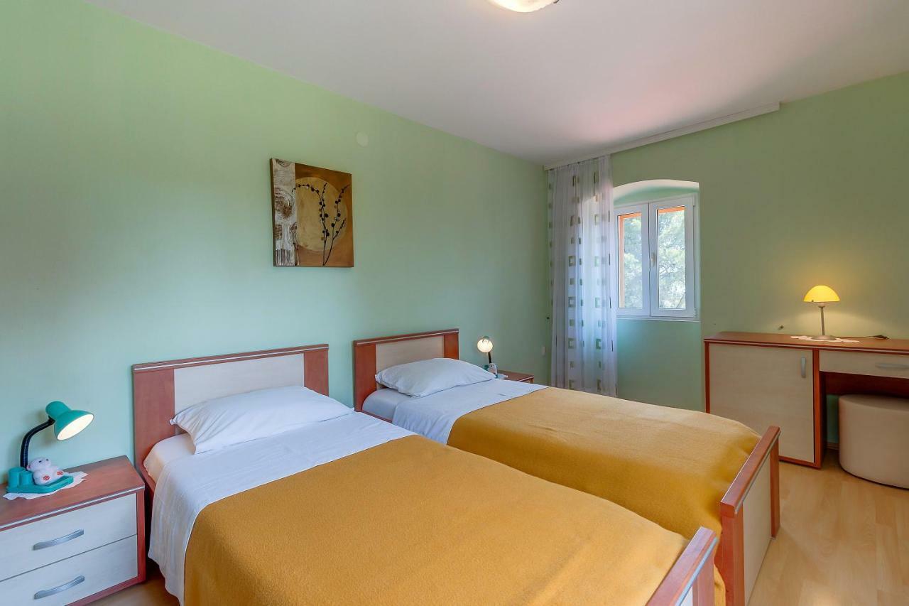 Apartmani Rukonic Aleksandar Нерезине Екстериор снимка